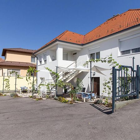 Deli Terasz B Apartman Free Parking, Self-Check-In Anytime Дьєр Екстер'єр фото